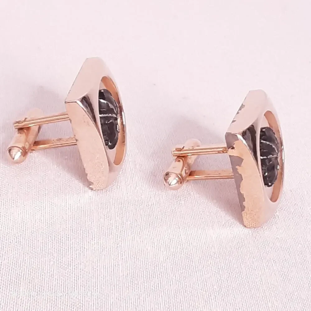 💎Swank Trojans Cuff Links 3D Head On Mother Of Pearl Base In Gold Tone Frame